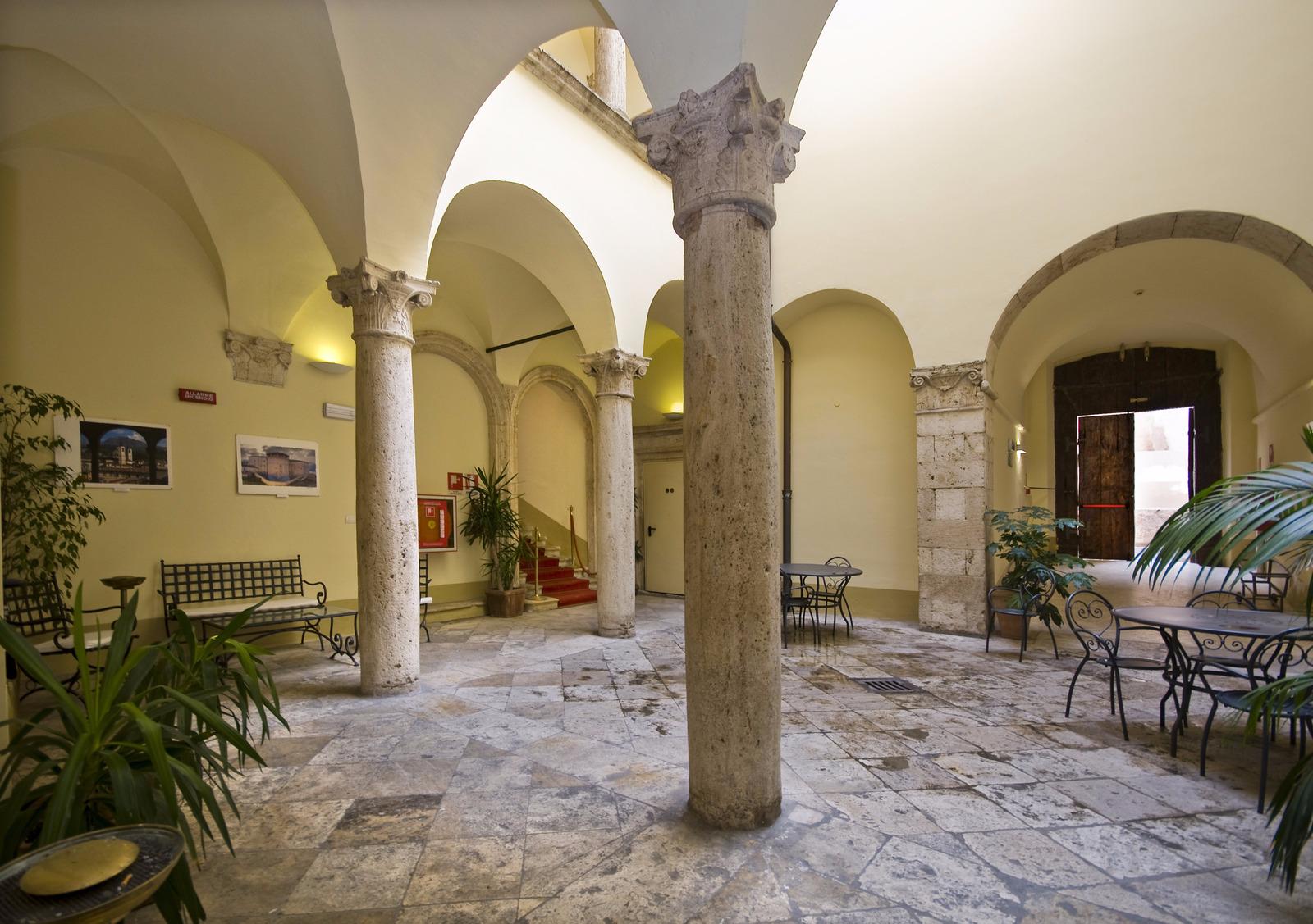 Palazzo Guiderocchi Otel Ascoli Piceno Dış mekan fotoğraf